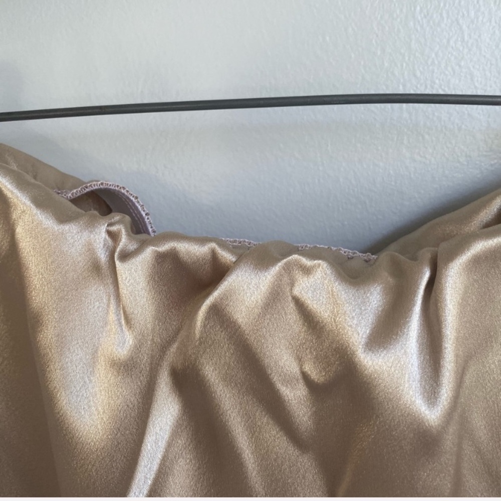 Midi Cream Skirt - Picture 5 of 6